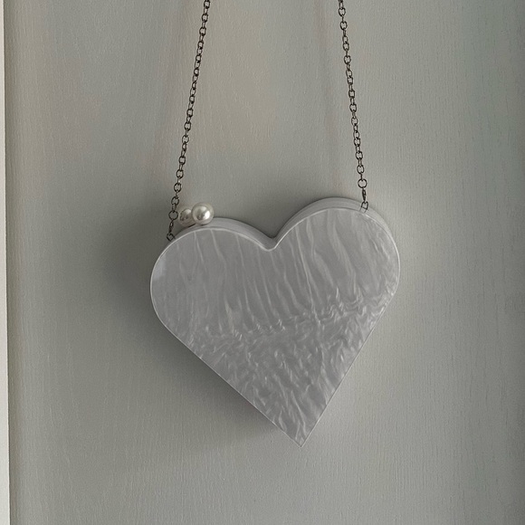 Rae of Light Acrylic Heart Bag - Picture 2 of 4